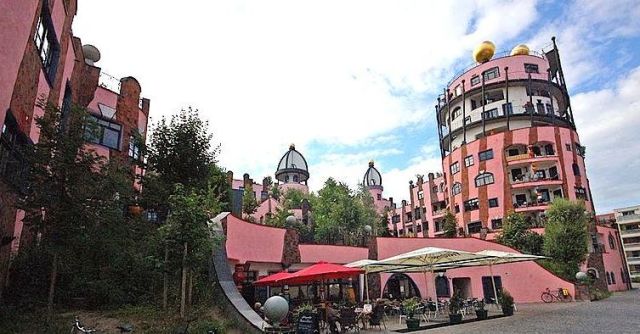Hundertwasser